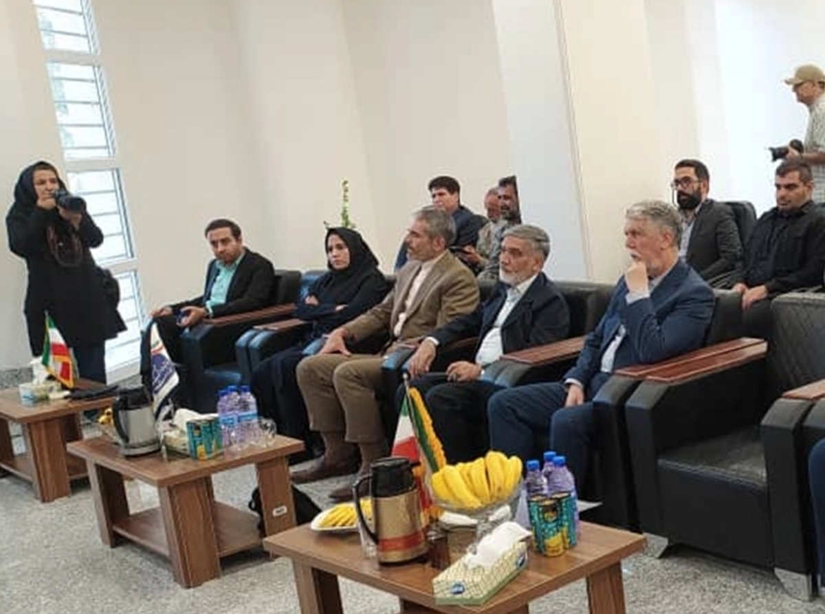 بهره‌برداری از سایت‌های ارتباطی روستایی ایرانسل در کرمان با حضور وزیر ارشاد
