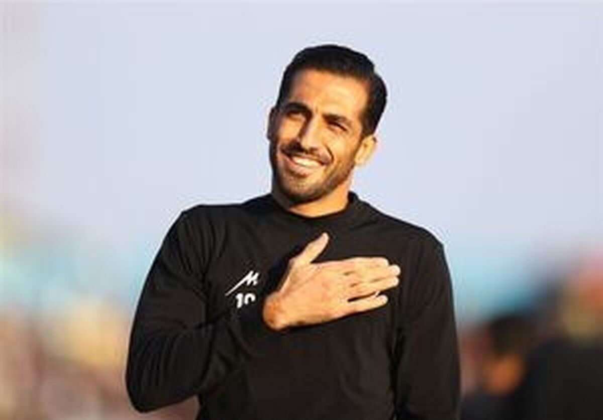 کاپیتان پرسپولیس به فولاد رسید