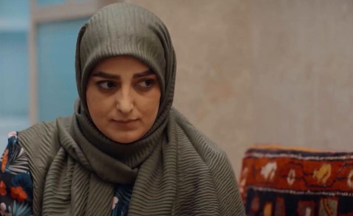 بلاین دیت به شبکه افق صداوسیما رسید! + فیلم بلاین دیت به شبکه افق صداوسیما رسید! + فیلم