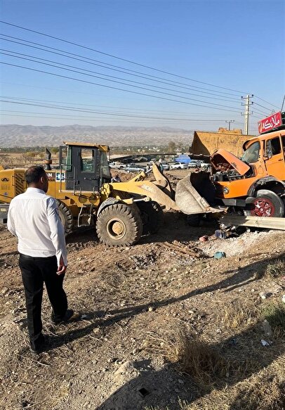 تصادف زنجیره‌ای در محور دماوند - فیروزکوه  با ۱۹ مصدوم+ عکس