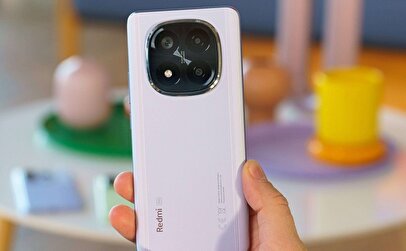 میانرده  محبوب چینی در اوج/قیمت گوشی سامسونگ، شیائومی و آیفون امروز یکشنبه ۱۳ مهر ۱۴۰۴