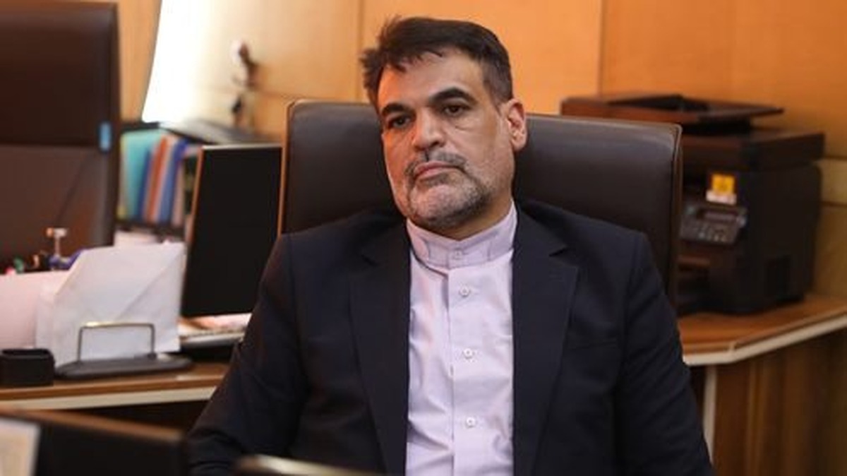 بانک مرکزی ۲ سال فرصت دارد زیرساختهای حذف ۴ صفر را آماده کند/ اسکناسهای فعلی به بانک مرکزی باز میگردد بانک مرکزی ۲ سال فرصت دارد زیرساختهای حذف ۴ صفر را آماده کند/ اسکناسهای فعلی به بانک مرکزی باز میگردد