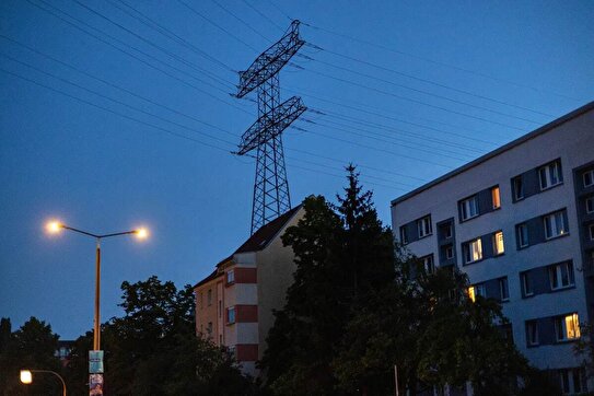 افزایش قیمت برق در فرانسه و آلمان/ سرمای زودرس و کاهش باد، عامل جهش قیمت برق در اروپا