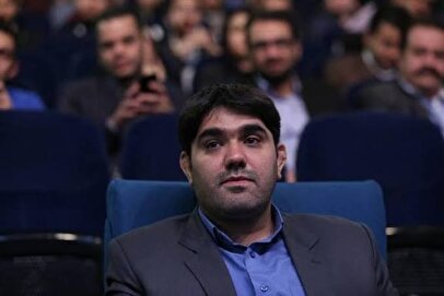 آقای رییس‌جمهور به موضوع مانع تراشی‌های بانک مرکزی برای پلتفرم‌های طلا ورود کنید/ بانک مرکزی صفر تا صد سیاست‌گذاری‌های حوزه آنلاین طلا را می‌خواهد/ هر نوع فعالیت آنلاین یا آفلاین و سنتی طلا ذیل قوانین صنفی است/ تعیین ساعات کار برای فروش آنلاین طلا بر خلاف روح توسعه کسب و کارهای دیجیتال است