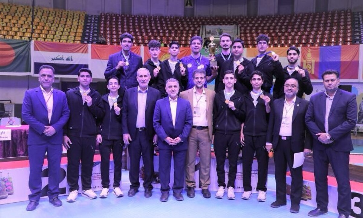 درخشش گروه «انتخاب» در میدان پهلوانی؛ قهرمانی در لیگ زورخانهای نوجوانان کشور درخشش گروه «انتخاب» در میدان پهلوانی؛ قهرمانی در لیگ زورخانهای نوجوانان کشور