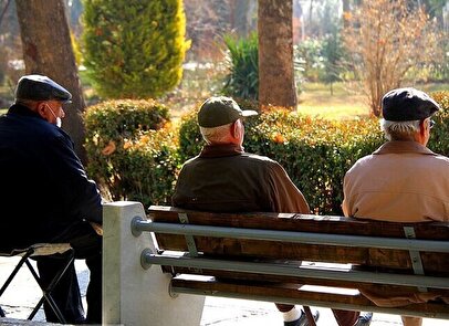 مستمری این بازنشستگان واریز شد