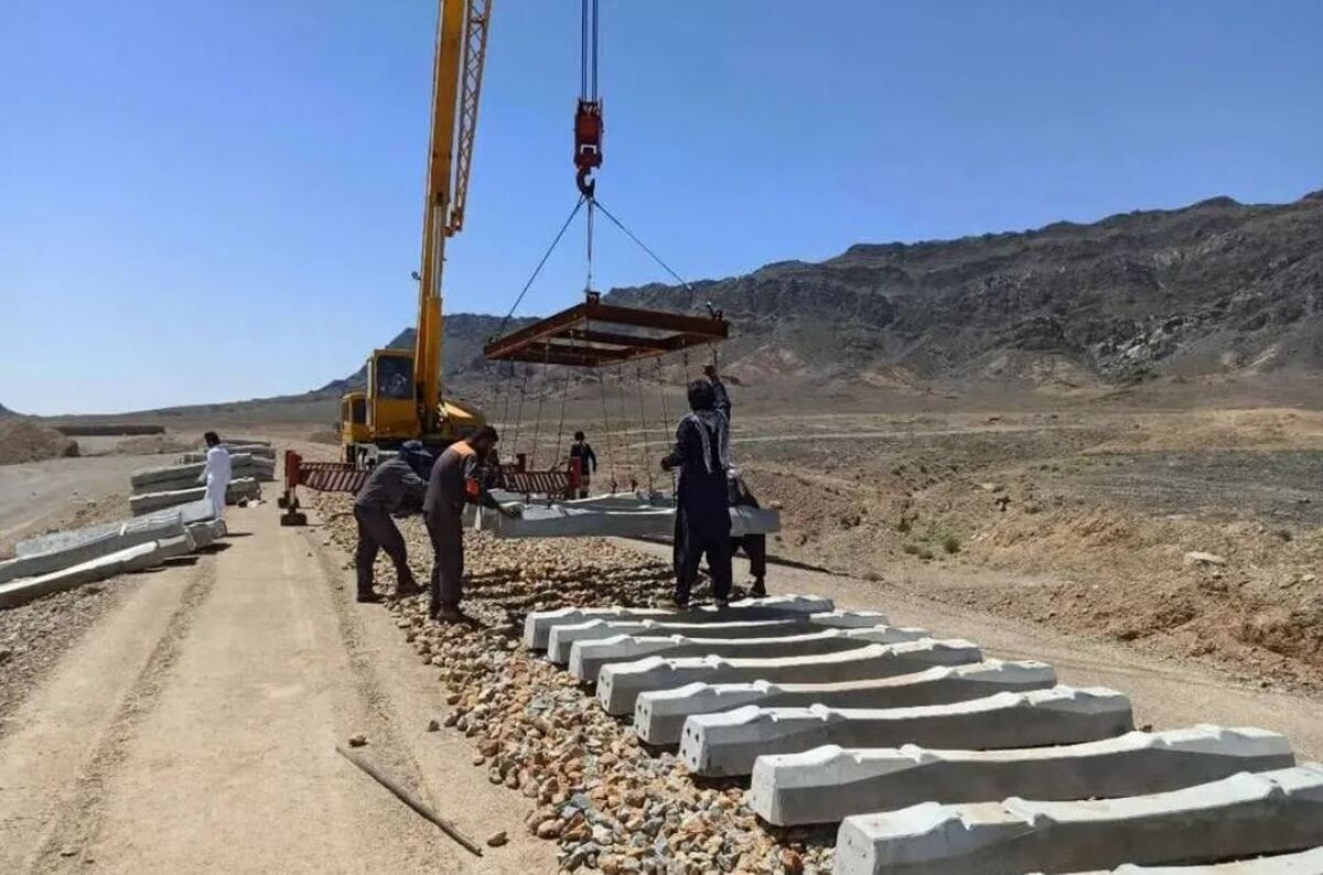 مشتریان دست به نقد برای خط ریلی چابهار / ایران به اروپا متصل می‌شود!