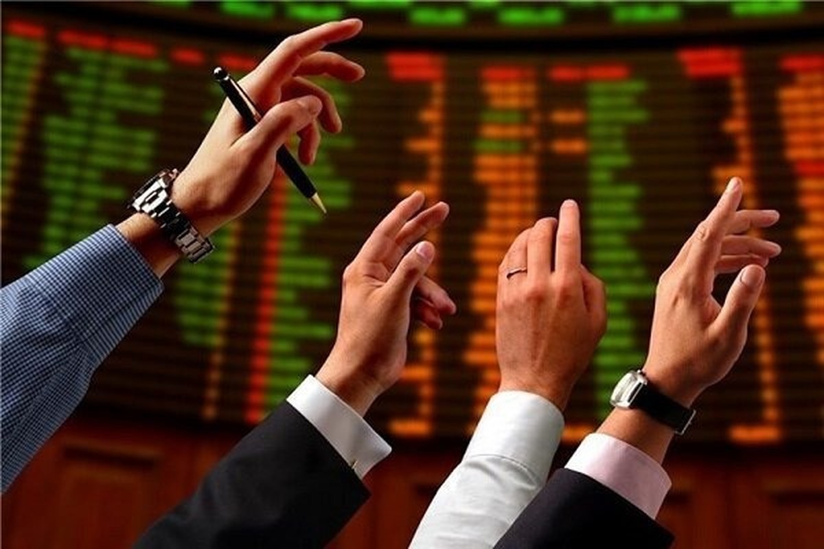 سقوط شاخص بورس / بازار سرمایه در مسیر نزولی قرار گرفت سقوط شاخص بورس / بازار سرمایه در مسیر نزولی قرار گرفت