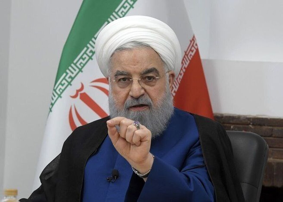انتقاد حسن روحانی از دوگانه جنگ یا تسلیم و حذف گزینه مذاکره انتقاد حسن روحانی از دوگانه جنگ یا تسلیم و حذف گزینه مذاکره