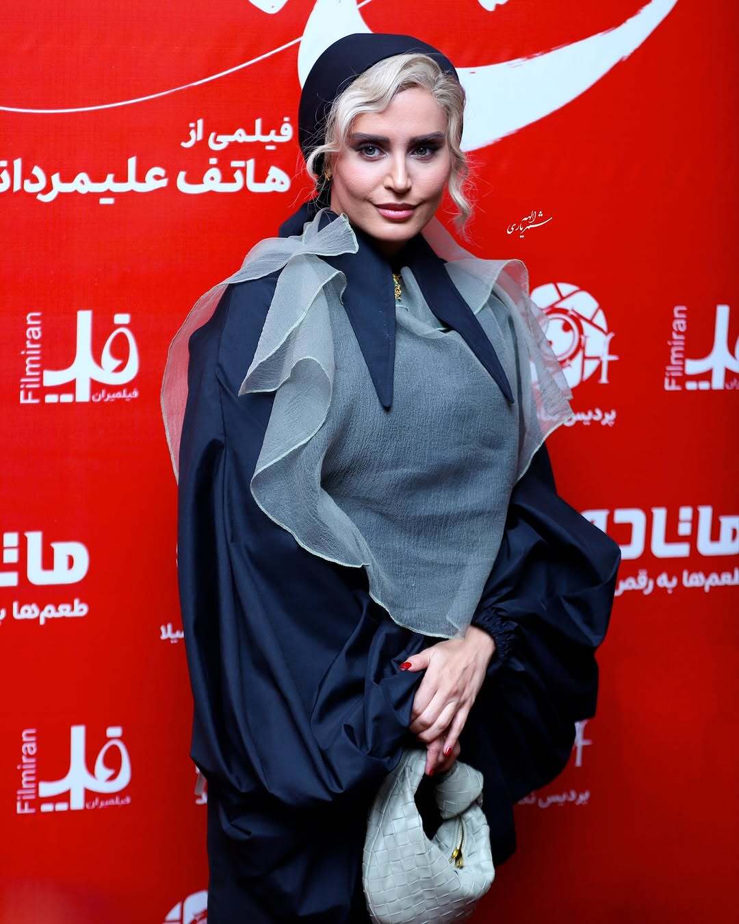 استایل خیره کننده الناز شاکردوست در اکران کج پیله