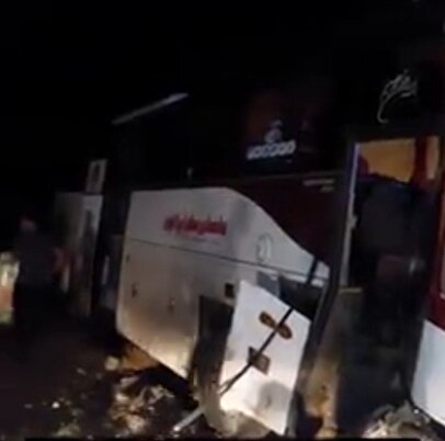 انحراف اتوبوس درجاده سبزوار / ۴۰ نفر زخمی شدند + فیلم