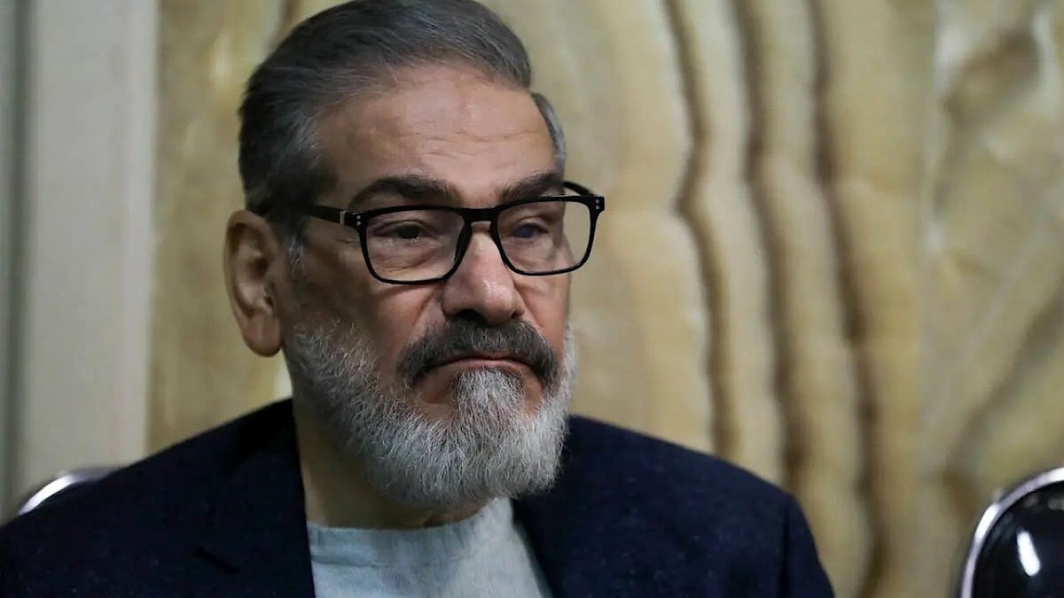 آقای شمخانی! عروسی مجلل دخترتان و شایعه کشتی‌های پسرتان سوال برانگیز است