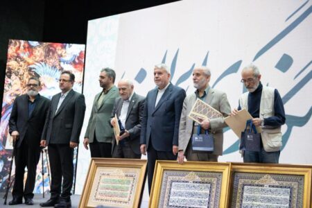 فرشچیان و میراث عشق در رنگ، گزارش اختصاصی از آیین «همای نگارگری ایران»