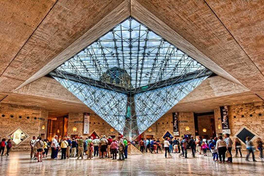 بازگشایی موزه لوور پس از سرقتی که جهان را شگفت‌زده کرد