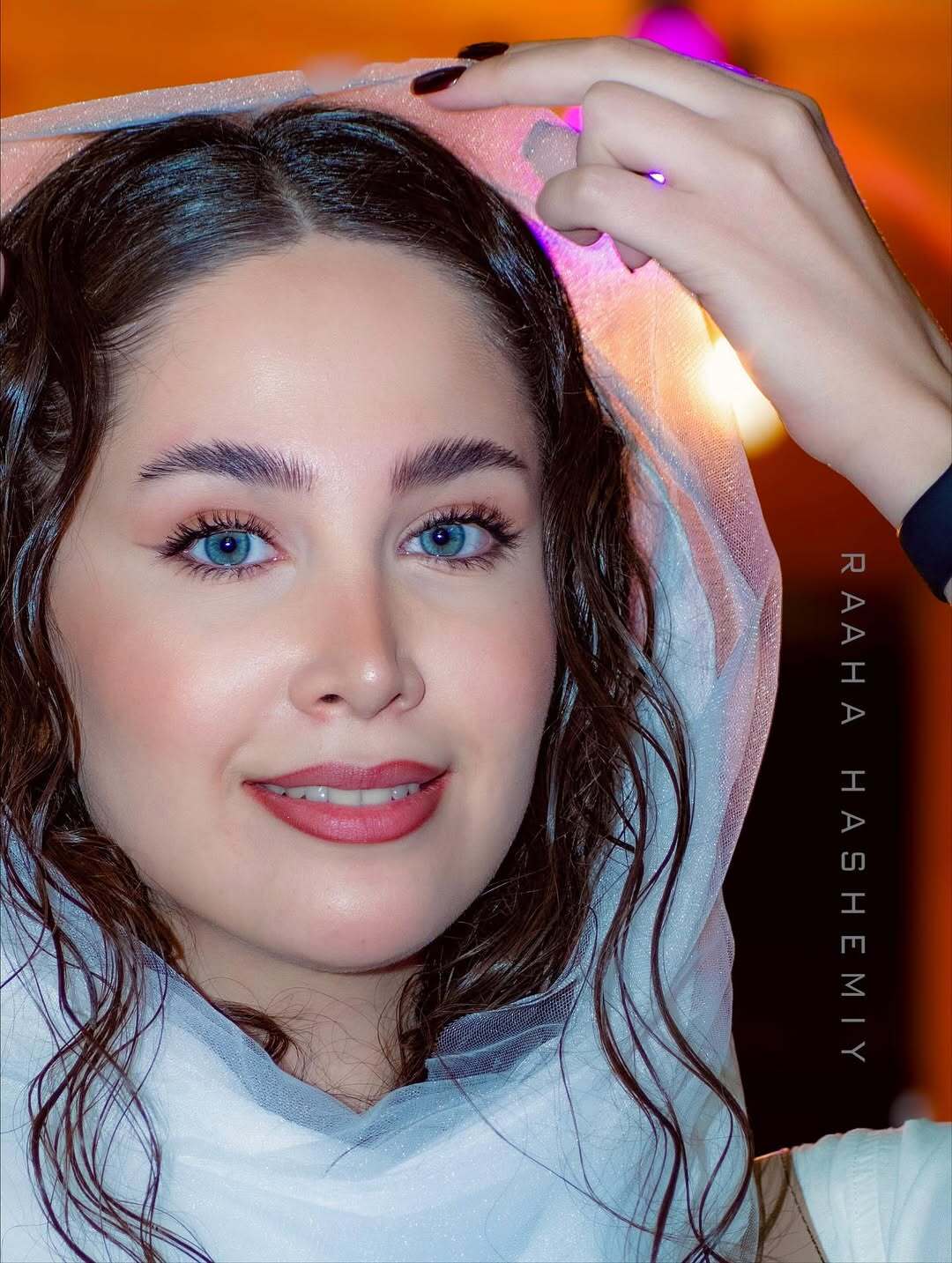 زیبایی خیره کننده عسلِ سریال اجل معلق در تصاویر جدیدش