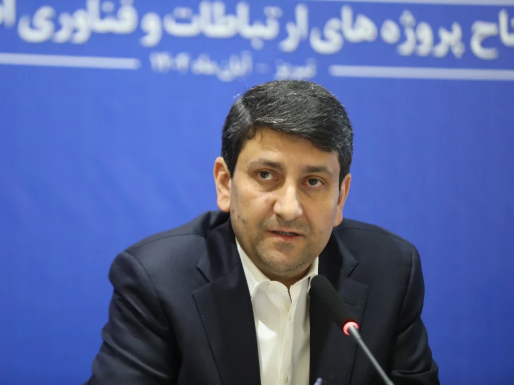 سایت ۵G ایرانسل در تبریز با سرعت ۳.۷۴۹ مگابیت بر ثانیه افتتاح شد