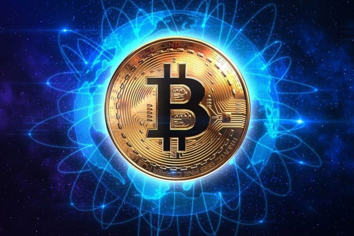 قیمت بیت کوین امروز یکشنبه ۱۰ آبان ماه ۱۴۰۴/پادشاه رمزارزها افزایشی شد