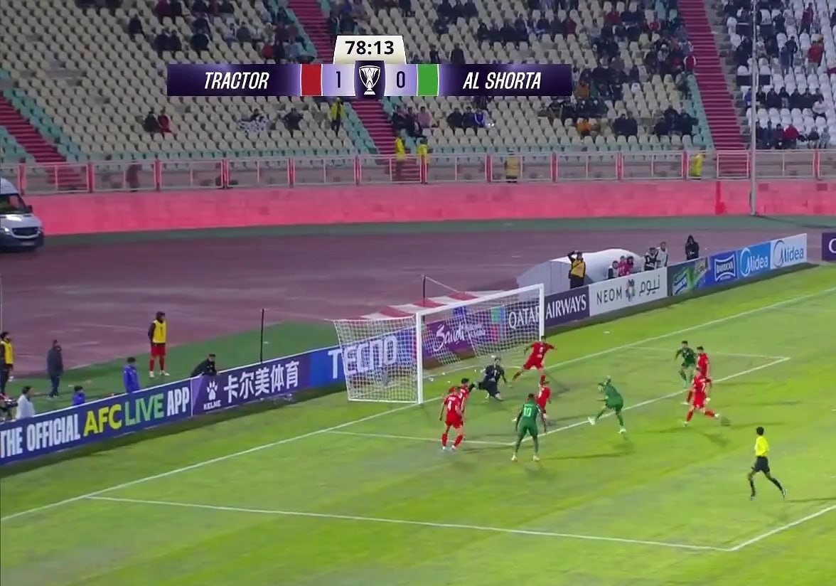 تراکتور مقابل پلیس عراق / تکل استثنایی شجاع و نجات دروازه