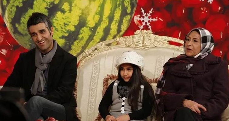 چهره خندان پژمان جمشیدی در کنار مادرش + عکس