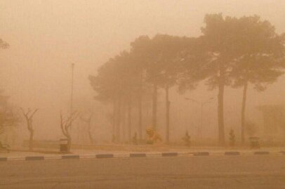 گردوخاک پرواز‌های قشم را مختل کرد+فیلم