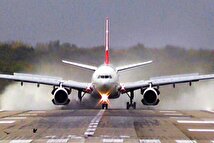 اعلام آماده باش در فرودگاه واشنگتن+فیلم