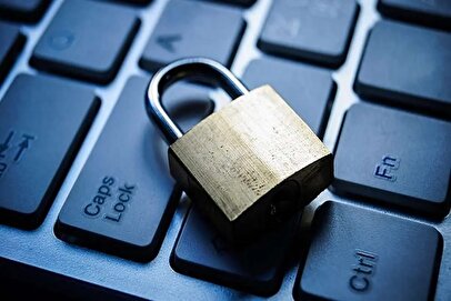 «فیلترینگ» چقدر موثر بوده؟ / مسئولان نظام هم فیلترشکن دارند؟