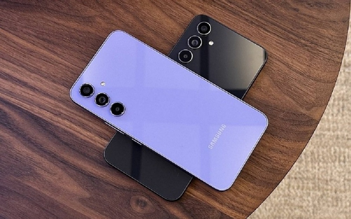 قیمت گوشی سامسونگ، شیائومی و آیفون امروز چهارشنبه ۱۴ آبان ۱۴۰۴/ پرچمدار جدید سامسونگ چند؟