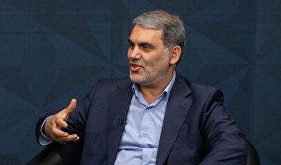 زنگنه: می‌ترسیم به موضوع قیمت بنزین و نان نزدیک شویم