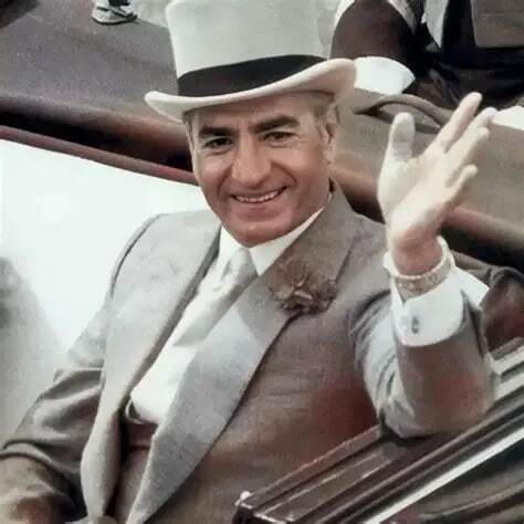 این ستاره زیبای هالیوود معشوقه محمدرضا پهلوی بود/ تقدیم جواهرات چند میلیون دلاری از سوی محمدرضا+ عکس این ستاره زیبای هالیوود معشوقه محمدرضا پهلوی بود/ تقدیم جواهرات چند میلیون دلاری از سوی محمدرضا+ عکس