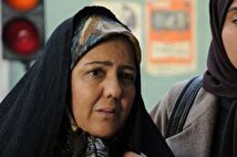 سکانسی از بازی زنده‌‎یاد زویا امامی در سریال «در چشم باد»+ فیلم