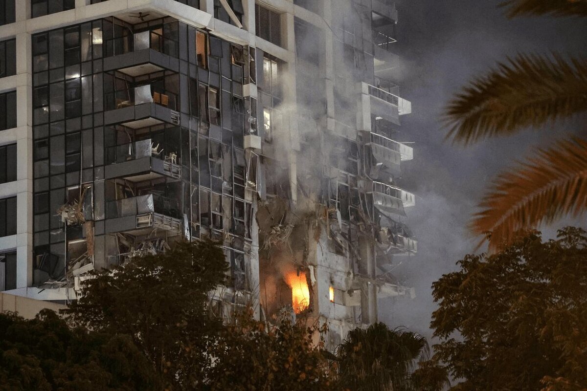 حمله موشکی ایران به برج «داوینچی» اسرائیل / مرکز فرماندهی فوقسری اسرائیل هدف موشکهای نقطهزن ایران قرار گرفت