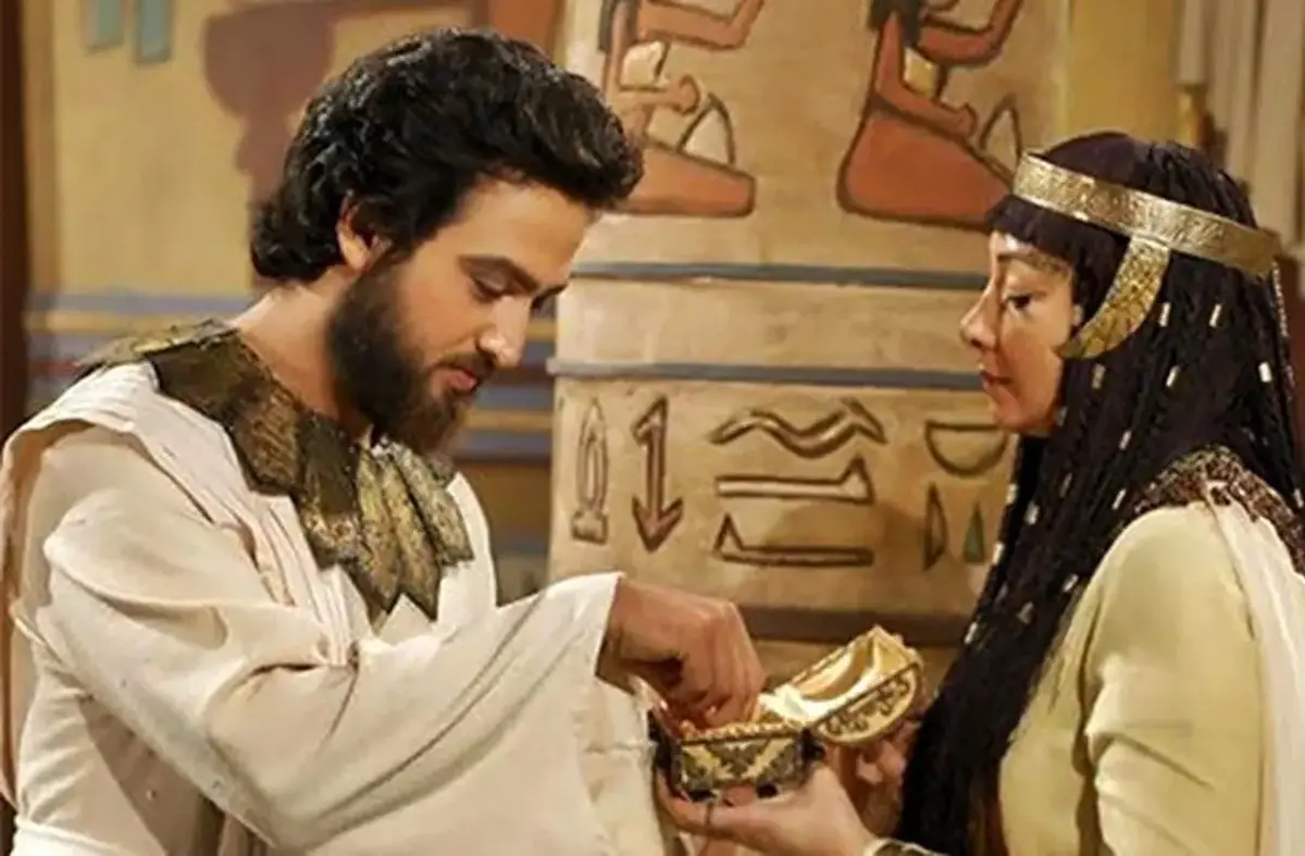 تصویر شگفت انگیز از نقاشی ۴۰۰ ساله یوسف و زلیخا در یک کتاب ایرانی+ عکس