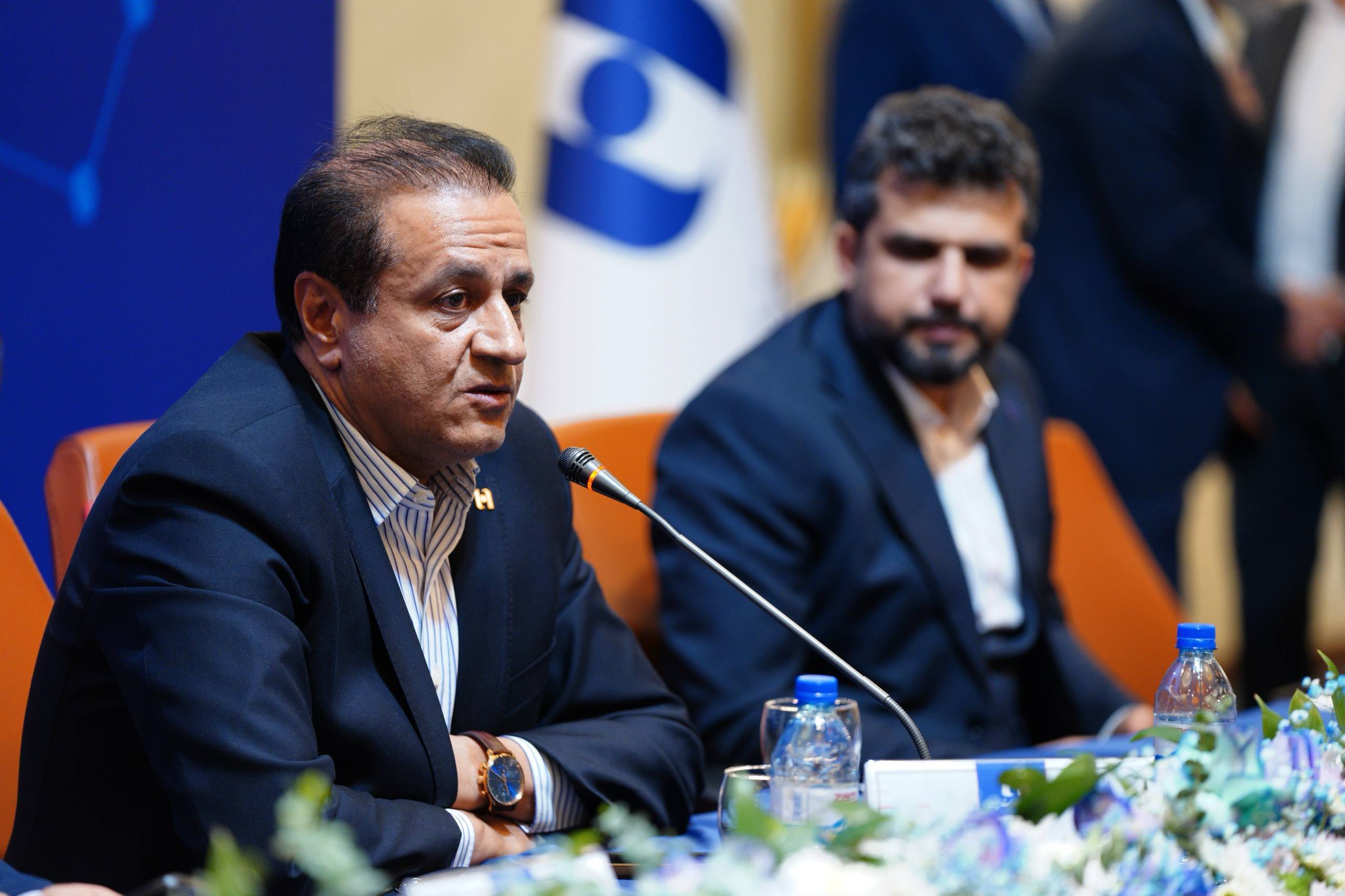 راهبرد بانک صادرات ایران خروج از بنگاه‌داری و تمرکز بر فعالیت‌های مولد و شفاف است