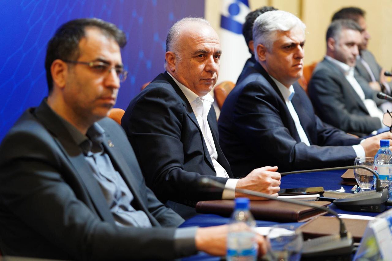 راهبرد بانک صادرات ایران خروج از بنگاه‌داری و تمرکز بر فعالیت‌های مولد و شفاف است