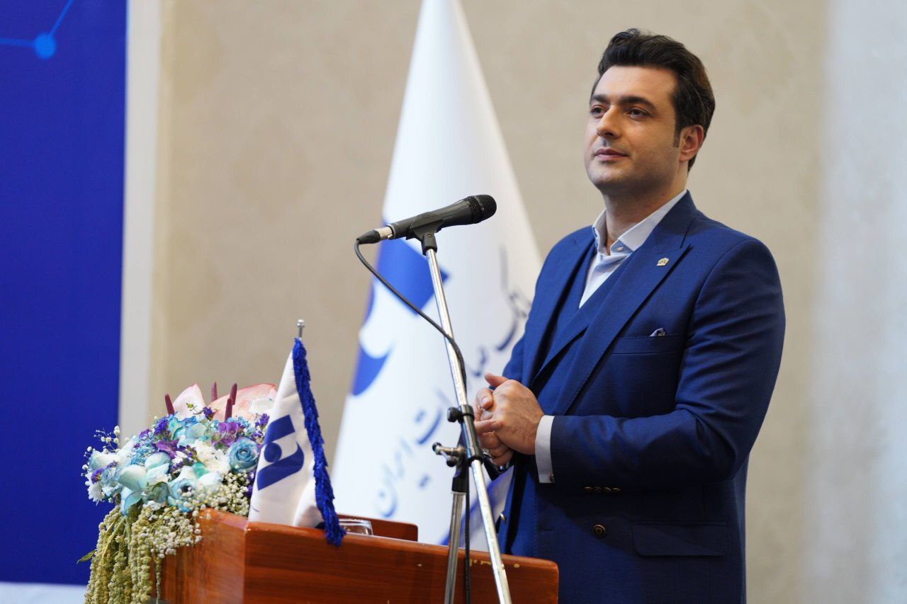 راهبرد بانک صادرات ایران خروج از بنگاه‌داری و تمرکز بر فعالیت‌های مولد و شفاف است