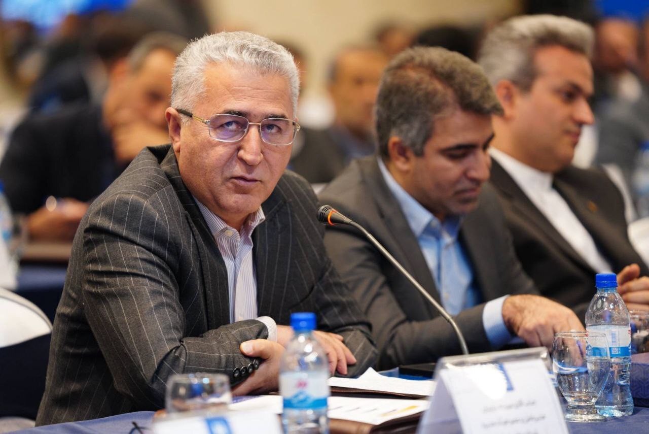 راهبرد بانک صادرات ایران خروج از بنگاه‌داری و تمرکز بر فعالیت‌های مولد و شفاف است