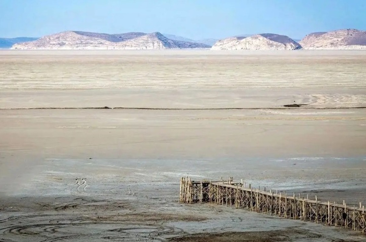 دریاچه ارومیه در آستانه حذف از نقشه ایران!