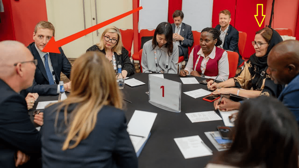 افشای دیدار یک مسئول ایرانی با یک مقام اسرائیلی / عکسهایی که حذف شدند+ تصاویر افشای دیدار یک مسئول ایرانی با یک مقام اسرائیلی / عکسهایی که حذف شدند+ تصاویر