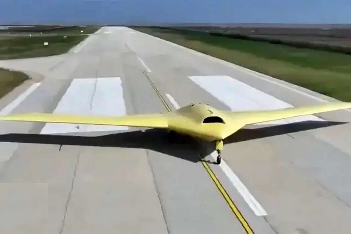 بمبافکن بدونسرنشین چین / پهپاد CH-۷ چین آسمان اقیانوس آرام را فتح کرد