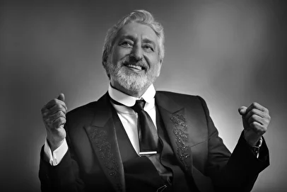 اِبی خواننده لس آنجلسی به ایران باز می گردد؟ + عکس