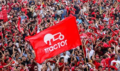 کشمکش برسر حضور تماشاگران در بازی پرسپولیس و تراکتور ادامه دارد/ سرخپوشان به دنبال حذف تماشاگران تراکتور