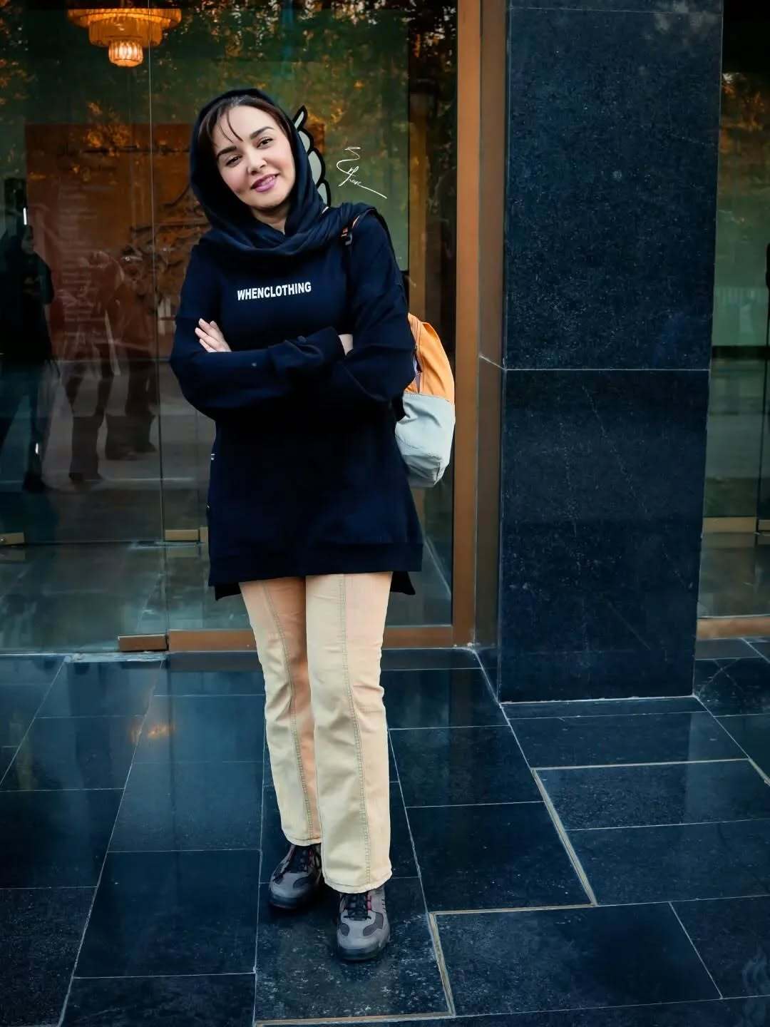 چهره جذاب شیرین نون‌خ با استایل پاییزی در تالار وحدت