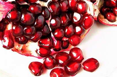 ۱۰ ماده غذایی سرشار از  آنتی‌اکسیدان