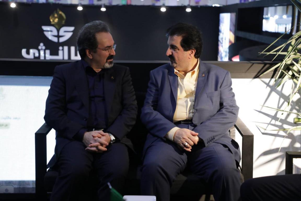 از کارت رفاهی تا فکتورینگ و سامانه SCF؛ ابزارهای نوین بانک رفاه کارگران برای تامین مالی بنگاههای اقتصادی از کارت رفاهی تا فکتورینگ و سامانه SCF؛ ابزارهای نوین بانک رفاه کارگران برای تامین مالی بنگاههای اقتصادی