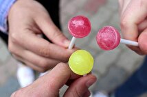 آبنبات یک کودک سارق خشن را از کارش پشیمان کرد + فیلم