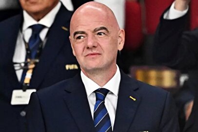 چاپلوسی کردن رئیس فیفا از ترامپ + فیلم