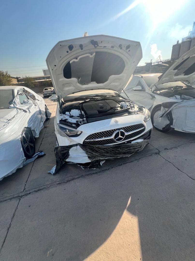 بزرگترین محموله خودرو‌های بنز وارد ایران شد / صاحب این محموله چه کسی است؟ + تصاویر