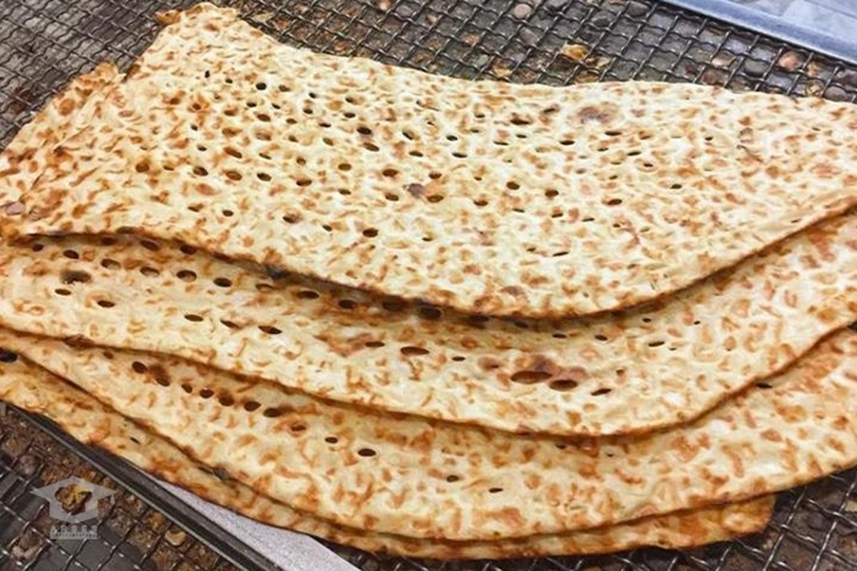 توضیحات معاون استاندار/ نان در تهران گرانتر میشود؟ توضیحات معاون استاندار/ نان در تهران گرانتر میشود؟