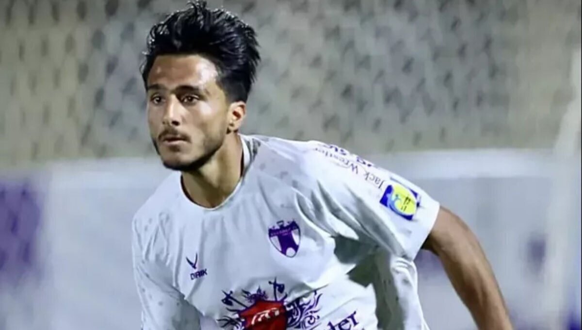 دلبری وینگر جوان پرسپولیس برای ارتش سرخ +عکس دلبری وینگر جوان پرسپولیس برای ارتش سرخ +عکس