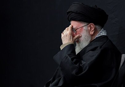 اولین شب مراسم عزاداری شهادت حضرت زهرا (س) با حضور رهبری+ فیلم